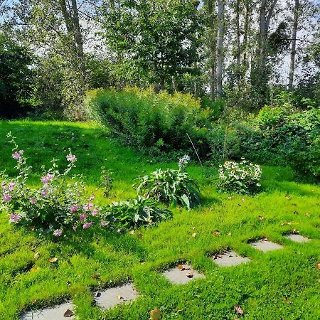 La Yourte Au Fonds Du Jardin Xhoris Экстерьер фото